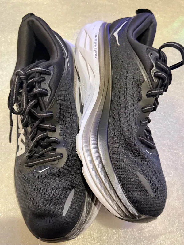 Hoka Bondi 8 Athletic Shoes Black & White US 7.5 B - Image 7