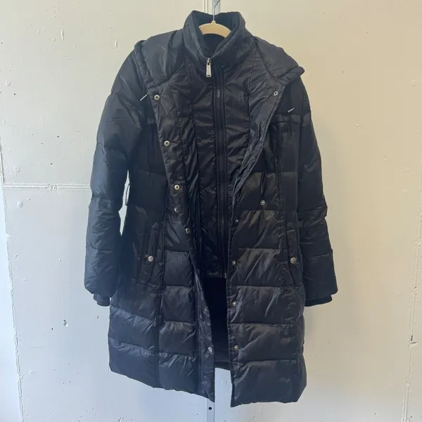 DKNY Women's Black Hooded Long Puffer Coat Down Fill Fleece Lined Jacket Small - Image 3