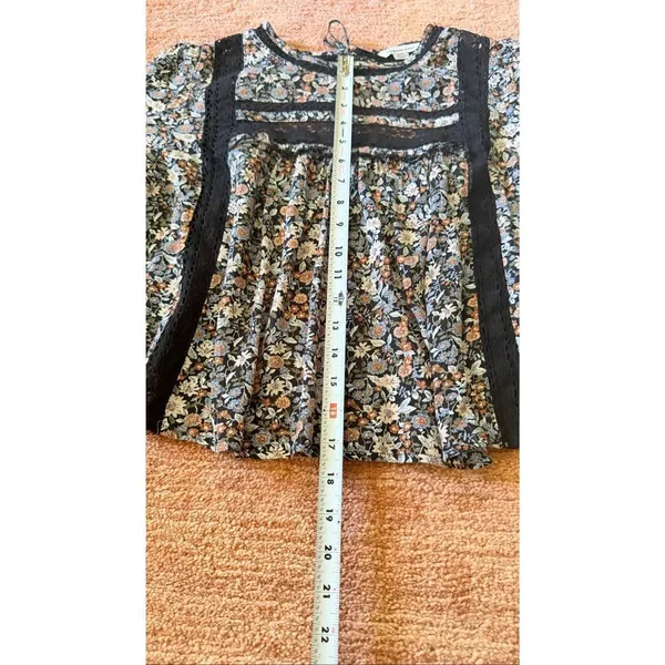 American Eagle Floral Crop Blouse Lace Trim Open Back Tie Size S - Image 3