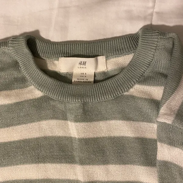H&M Striped Green And White Sweater - Image 2