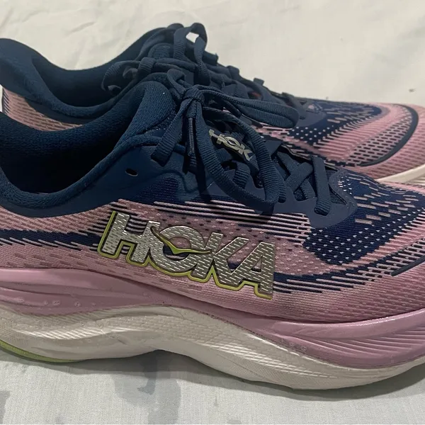 Hoka ONE ONE SKIFLOW Pink and NAVY women’s Running Shoes Size 8B - Image 6