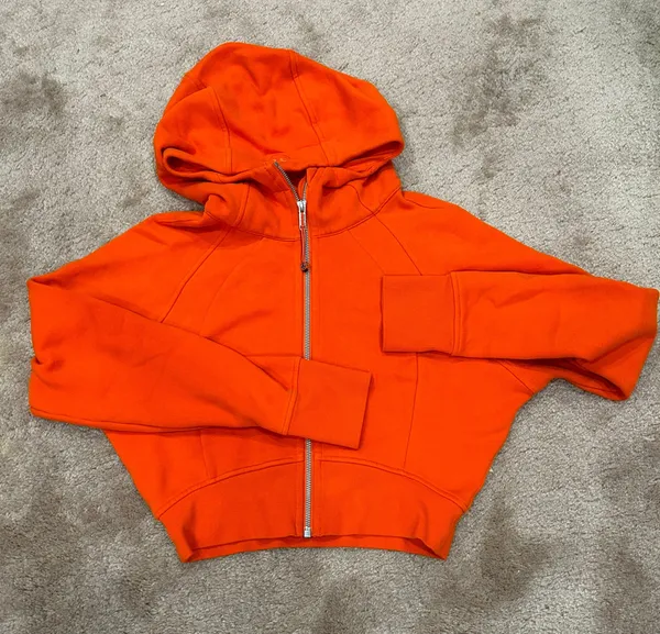 Lululemon Scuba Full-Zip Cropped Hoodie Solar Orange - Image 4