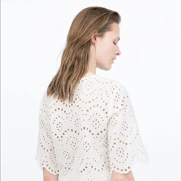 ✨HP✨ZARA  - CROPPED EMBROIDERED LASER-CUT TOP✨ - Image 7
