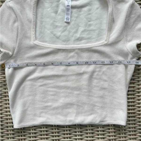 Alo Terry Beachside Short Sleeve Crop medium athleisure resort vacation chic - Image 6
