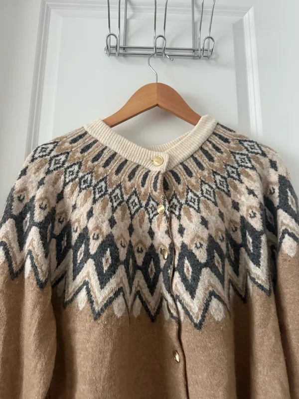 H&M Sweater - Image 3