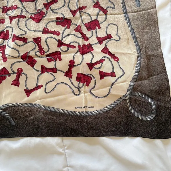 Vintage Jones New York 100% Silk Scarf Chess Piece Square Tan Red Kentucky Derby - Image 2