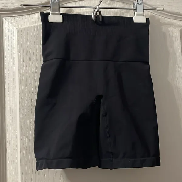 Yitty‎ Nearly Naked Shaping High Waist Shorts Iconic Black XS/S Shapewear Lounge - Image 2