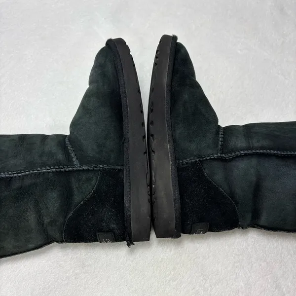 UGG Dark Suede Black ‎ Boots with Shearling Size 6 - Image 7