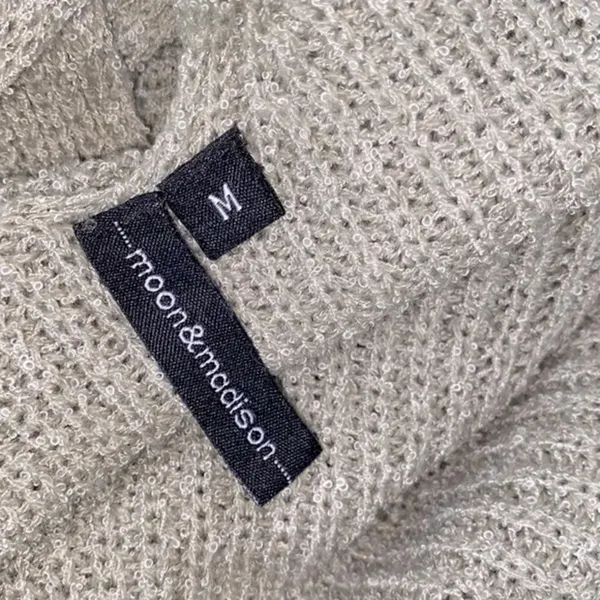 Moon & Madison green knit sweater top size medium - Image 3