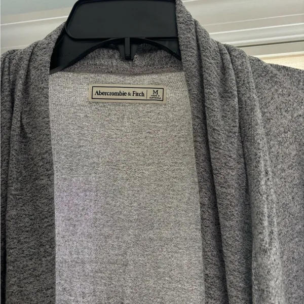 Abercrombie & Fitch Cardigan - Image 3