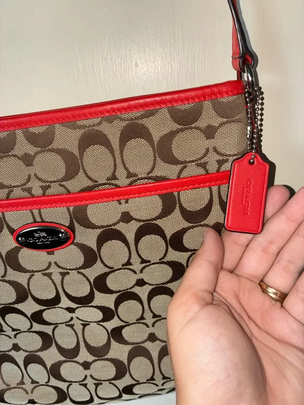 Coach Signature Canvas File Crossbody Bag Khaki/Classic Red F36378 - Image 4