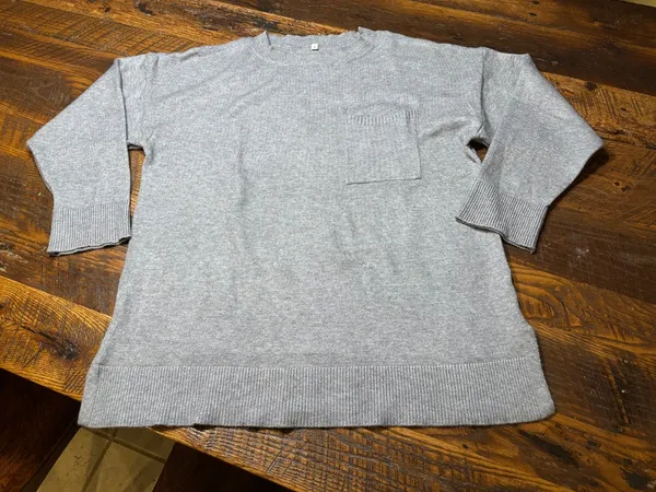 Ladies Gray Sofy Tunic Sweater XL - like new - Image 3