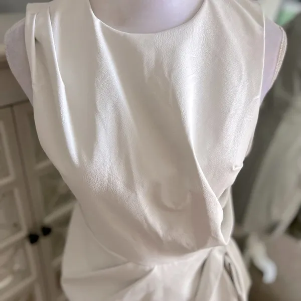 ASOS DESIGN NWT faux leather mini dress in white size 4 - Image 7
