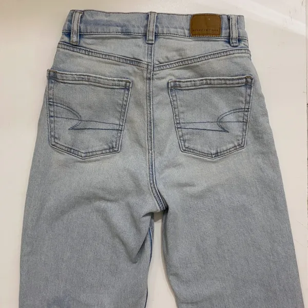 American Eagle Highest Rise Baggy Straight‎ Jeans Light Wash Blue Womens 000 Reg - Image 5