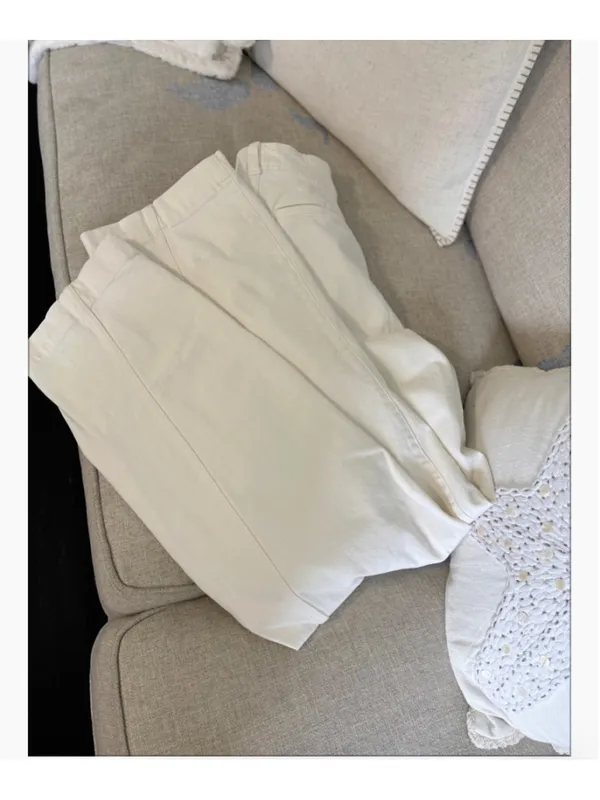 Madewell Wide Leg Tapered Jeans - Image 4
