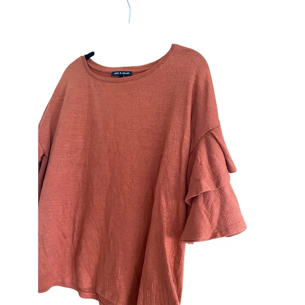 Cable & Gauge Burnt Orange Ruffle Sleeve Top Size Large - Image 2