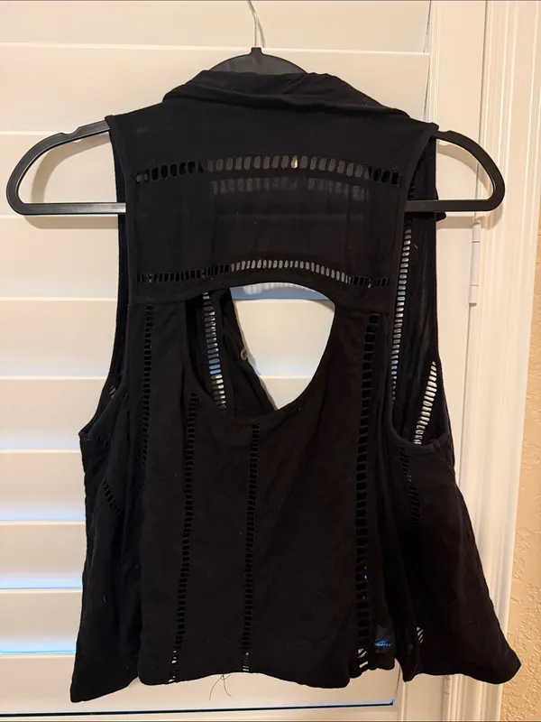 Free People Black Button-Front Cutout Tank large - Image 3