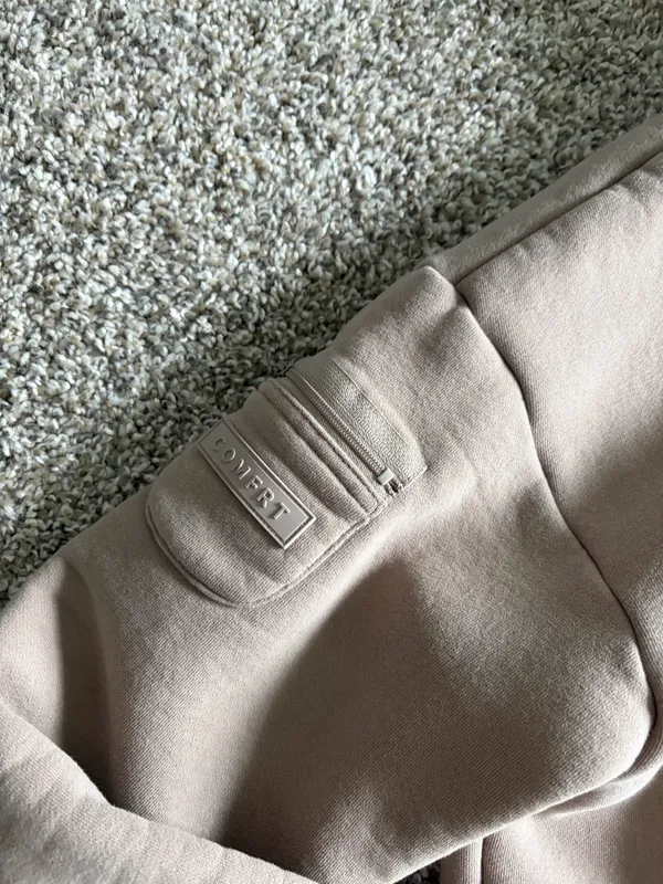 Comfrt travel hoodie - Image 8