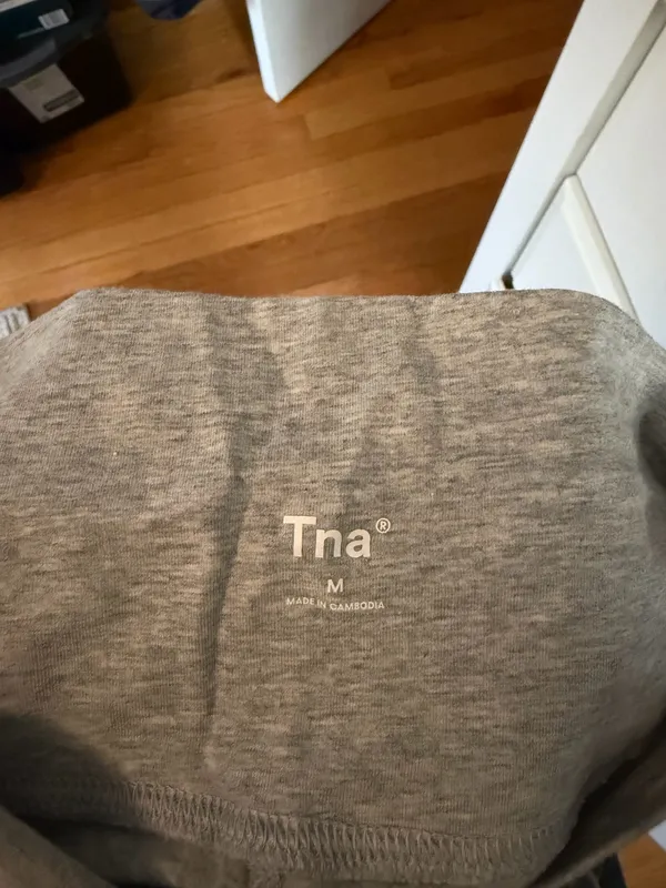TNA Aritzia Yoga Flare Leggings Pants - Image 4