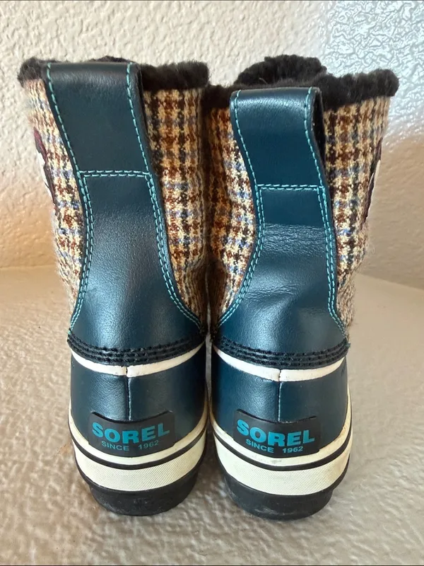 Sorel Tivoli Blue Plaid Waterproof Winter Snow Boots Women’s Size 7 - Image 4