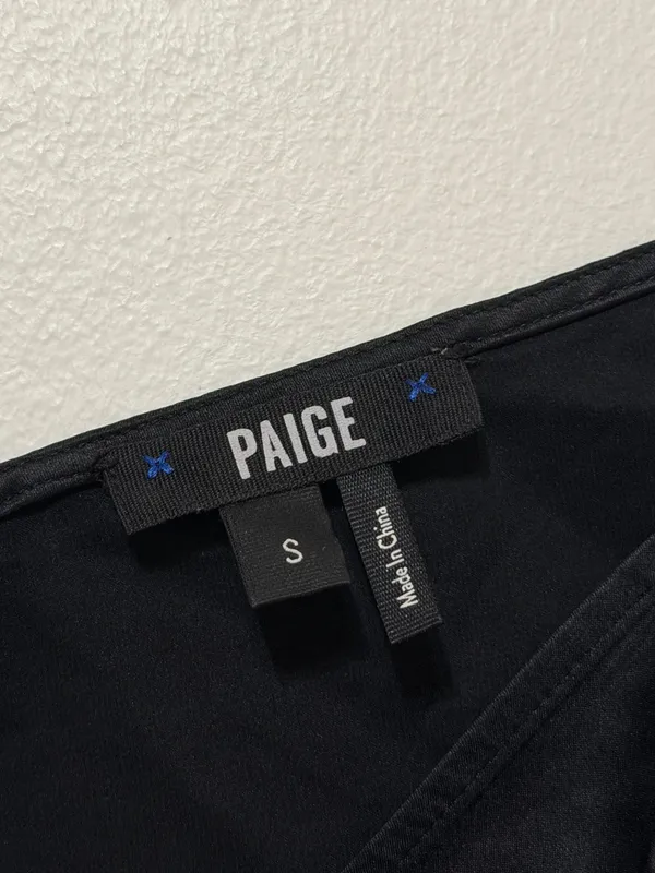 Paige 100% silk tank size small black - Image 4