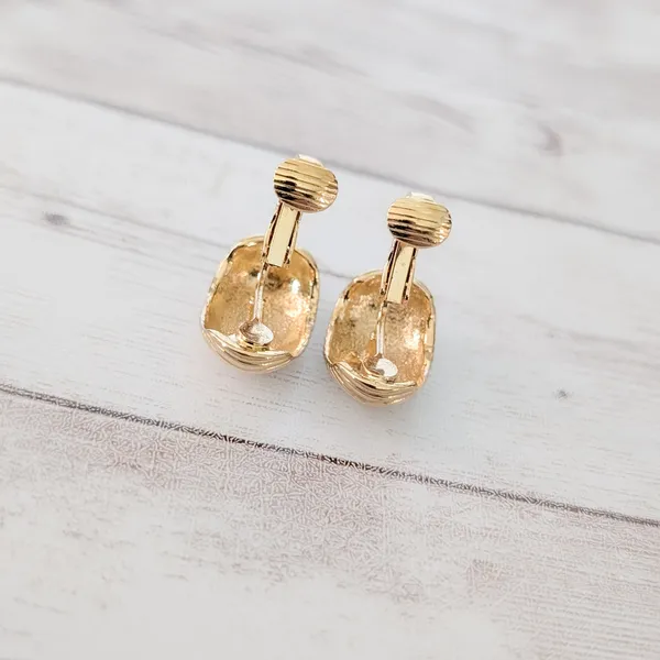 Vintage Clip On Earrings Stylish Chunky Large Statement Gold Tone Corrugated - Image 5
