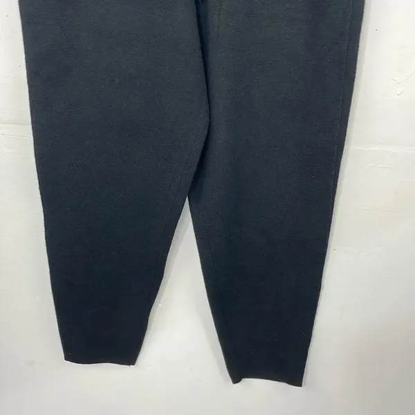 Banana Republic Women’s Black Knit Joggers size XS - Image 3