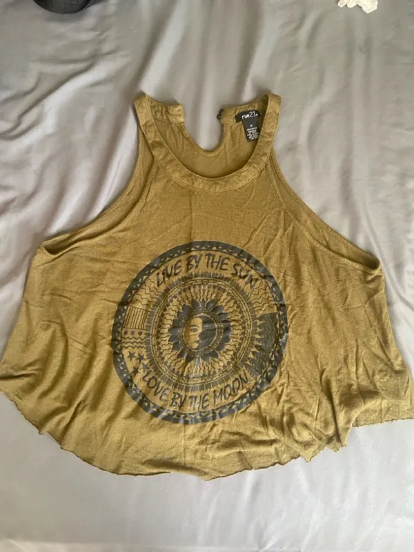 Forever 21 Olive Graphic Tank Top - Image 3