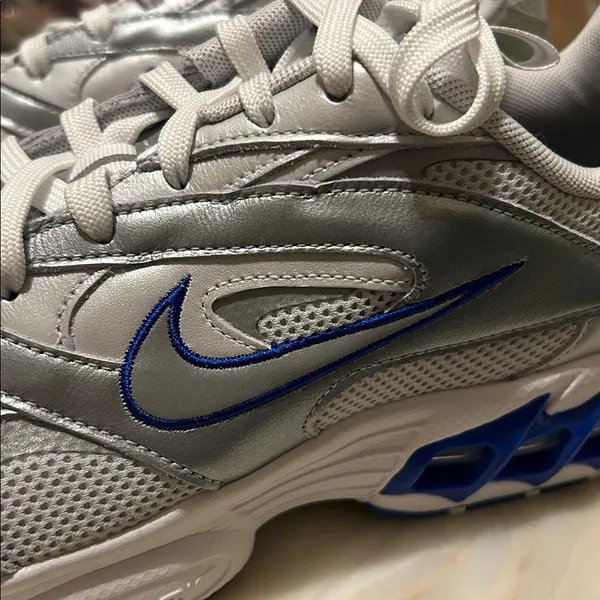 Nike Womens Zoom‎ Air Fire Metallic Silver/Blue Sneakers Size 10 - Image 6