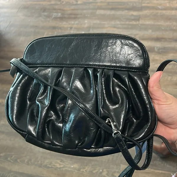 Simply Vera Wang Purse Black Vegan Leather Crossbody‎ Bag NEW Elegant Cute - Image 5