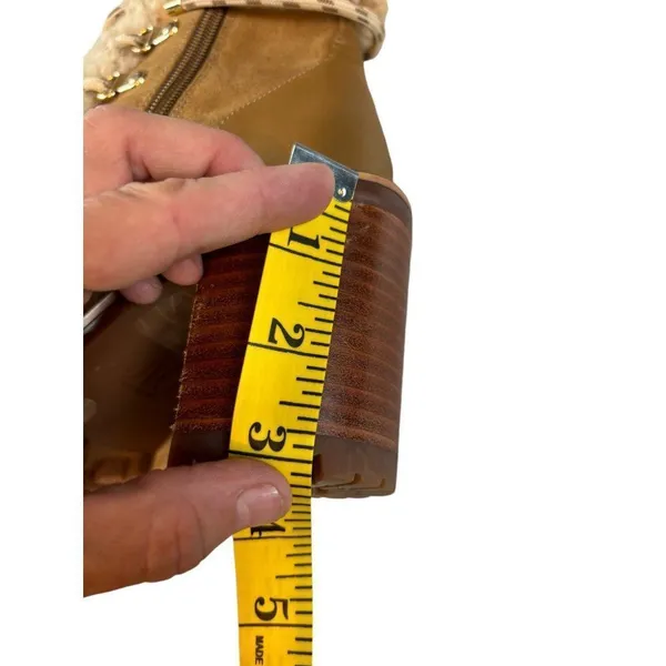 JLO Jennifer Lopez Brown Shearling-Lined Lace-Up Boots With Block Heel - Image 10