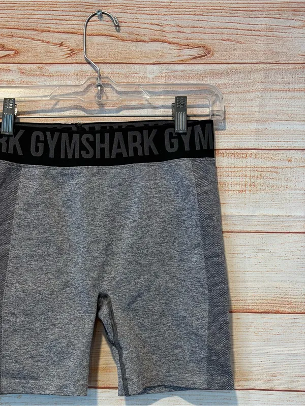 Gymshark Women's Gray Seamless Training Shorts - Image 2
