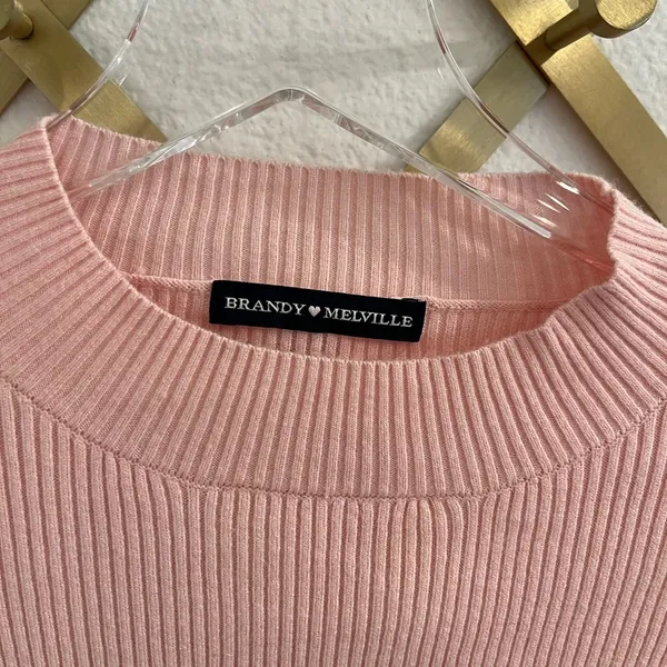 Brandy Melville Brett Top Ribbed Cropped Long Sleeve One Size Small Pink - Image 6