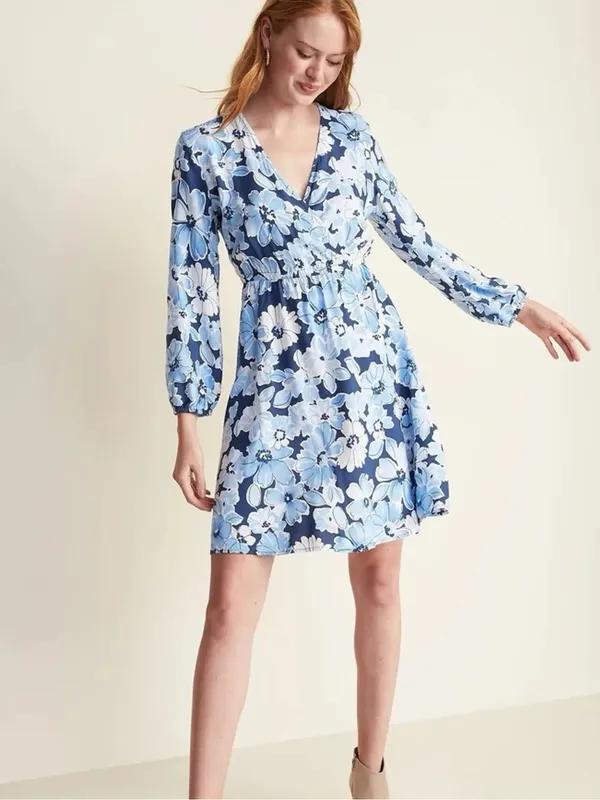 NWOT Old Navy Blue Floral Long Sleeve Defined Waist Faux Wrap Mini Dress Large - Image 2