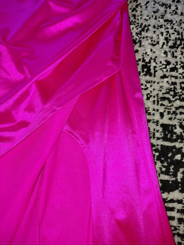 Emerald Sundae Hot Pink Satin Open Back Maxi Dress Sz Medium! - Image 13