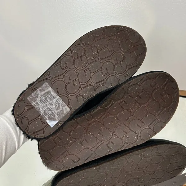 UGG Scuff Slipper in Black Size US 5 (Women) - Image 8