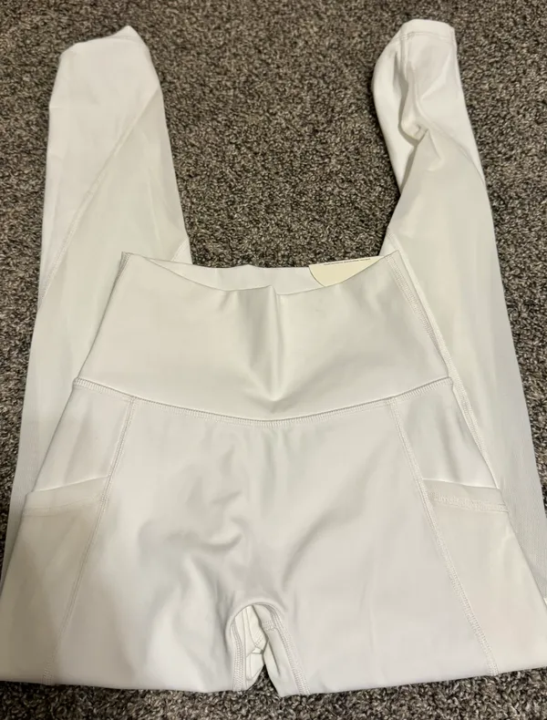 White offline leggings - Image 2