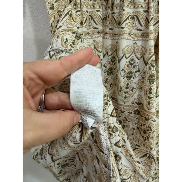 L.e.i. Women XL Boho Smocked Handkerchief Hem Cami Top Earth Tone Paisley Print - Image 6