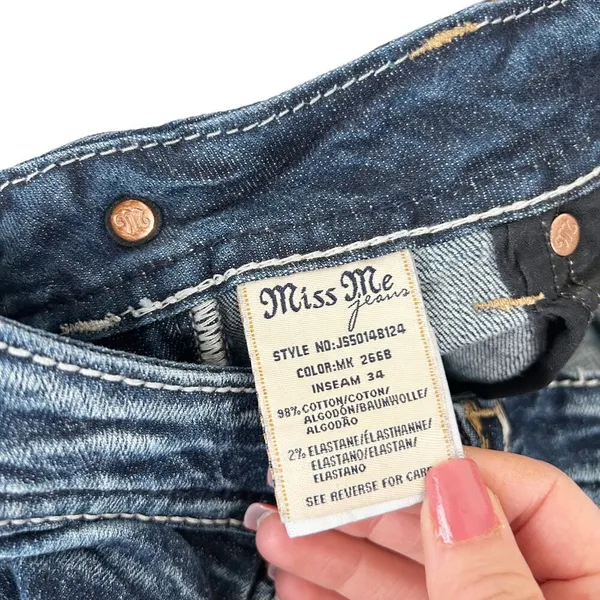 Miss Me Signature Boot Cut Flap Pocket Jeans Sz 28 - Image 4
