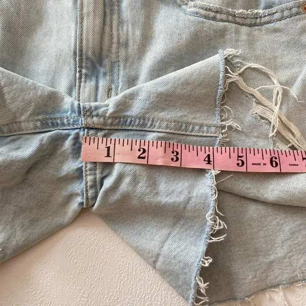 Garage Denim Vintage Cut Off Shorts Size 1/25 Light Wash Distressed Y2K - Image 8
