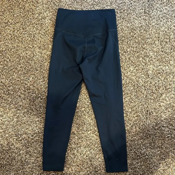 Girlfriend Collective Navy Blue Leggings Small - Image 6