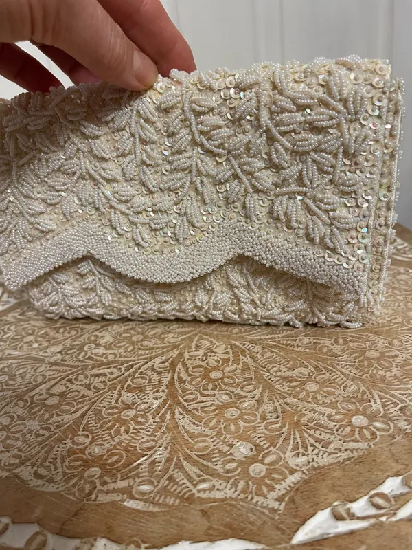 La Regale Beaded Ivory Sequin Envelope Clutch - Image 7
