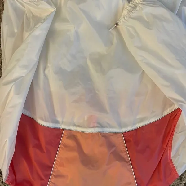 GapFit windbreaker jacket, size medium - Image 5