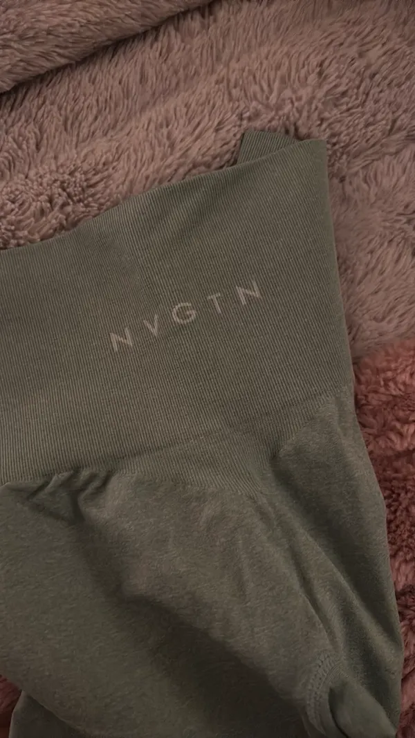 NVGTN Green Contour Seamless Leggings - Image 2