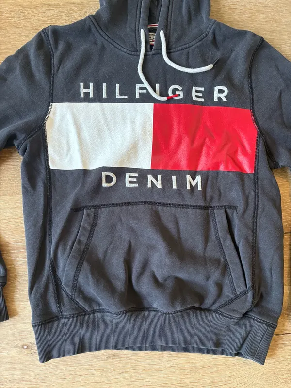 Tommy Hilfiger Black Pullover Hoodie - Image 2