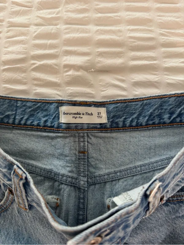 Abercrombie Denim Mini Skirt - Image 4