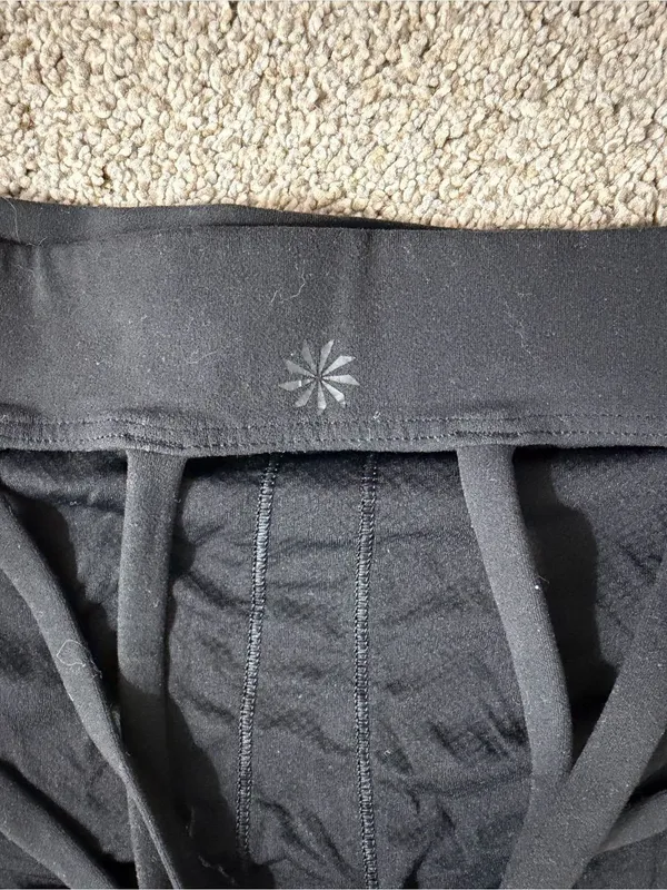 Athleta Strappy Sports Bra in Black Size 1X Athleisure Gym Workout Sporty READ - Image 7