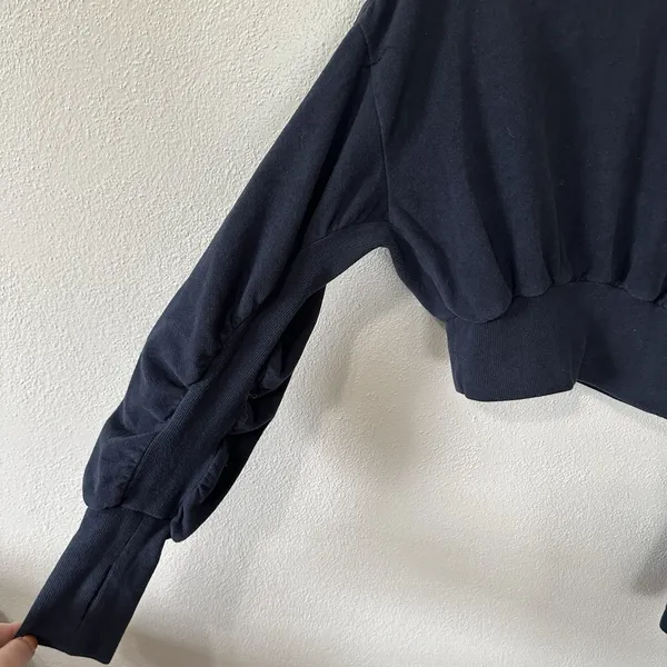 SWEATY BETTY Delight Luxe Fleece Pullover Size 4‎ Navy Blue Cropped Sweatshirt - Image 2
