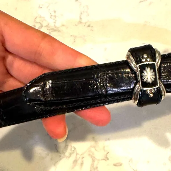 Vintage Brighton black leather embossed silver tone hardware floral accents - Image 3