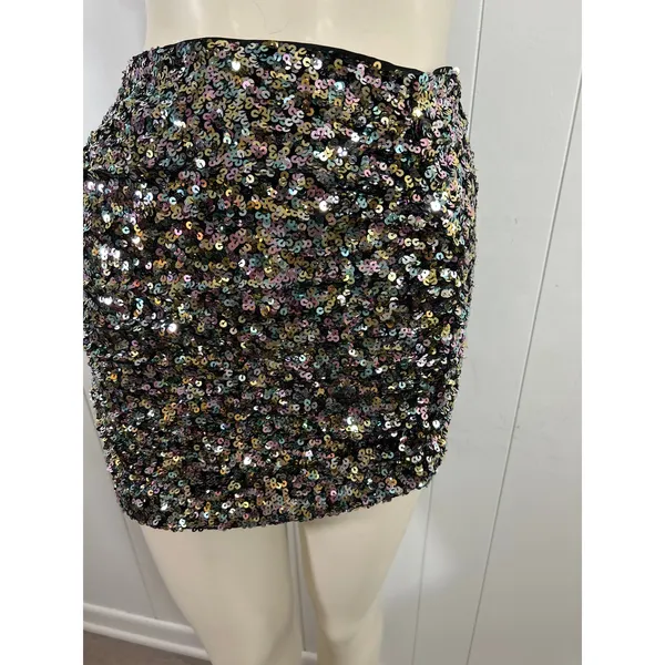 ASTR the label Women's Milan Skirt In Black Rainbow Sequins. NWOT. Size S. - Image 5